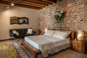 La Bella Verona Wine Suite